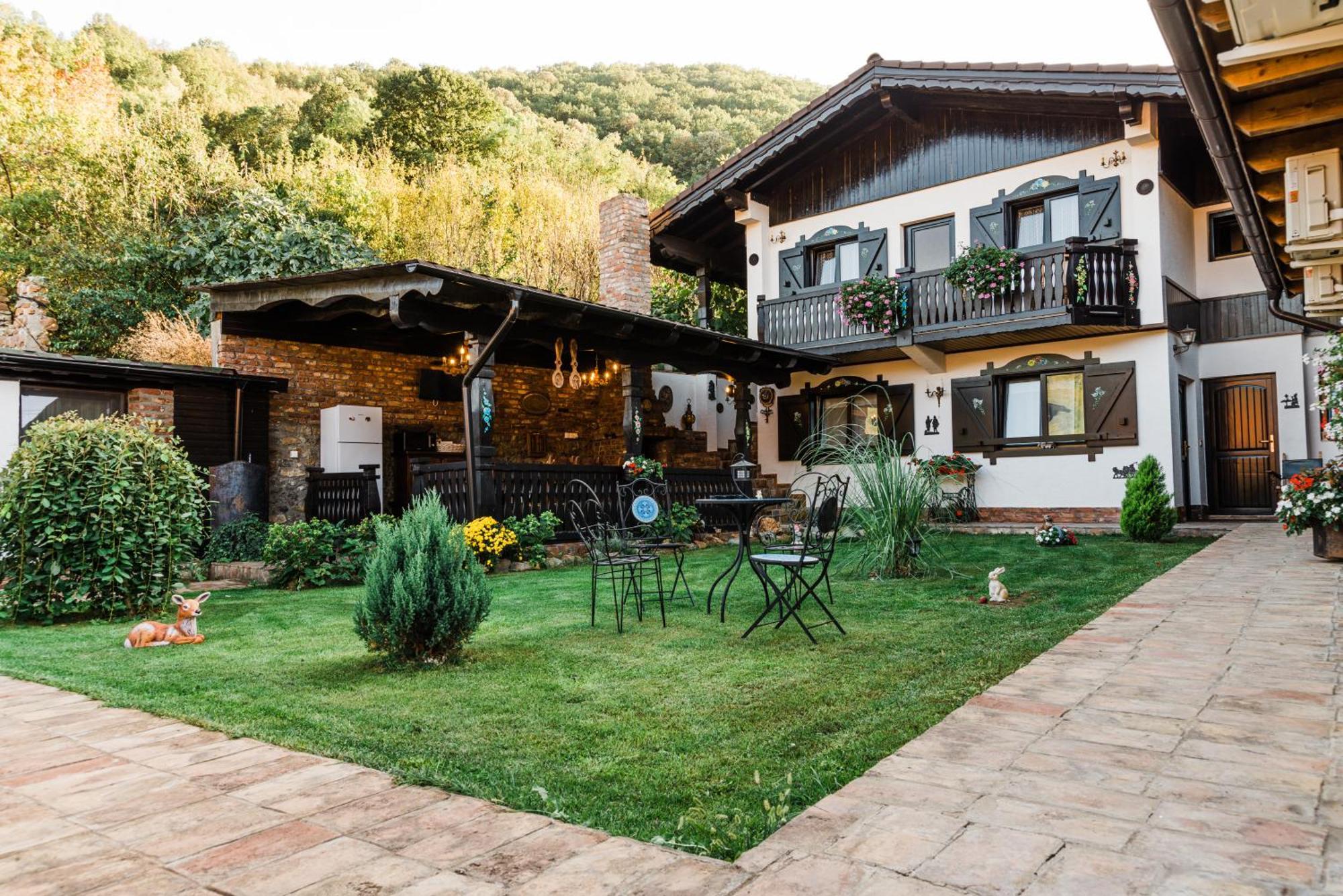Casa Soseco Hotel Orşova Buitenkant foto